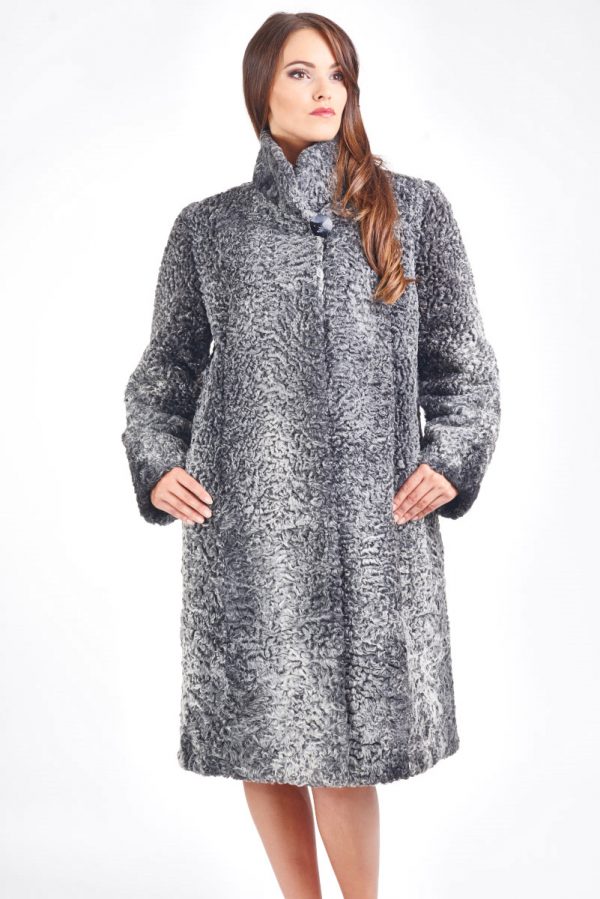 SREBRNE FUTRO Z KARAKUŁÓW