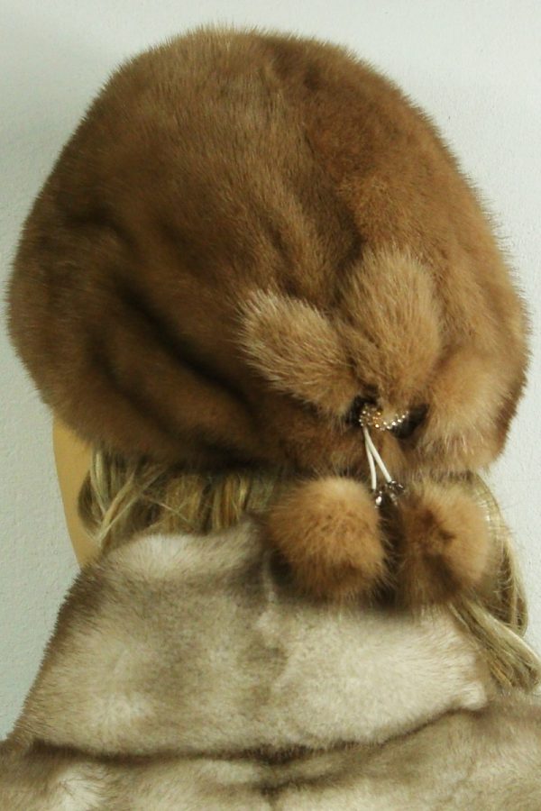 czapka futrzana z norki tył LN21-2