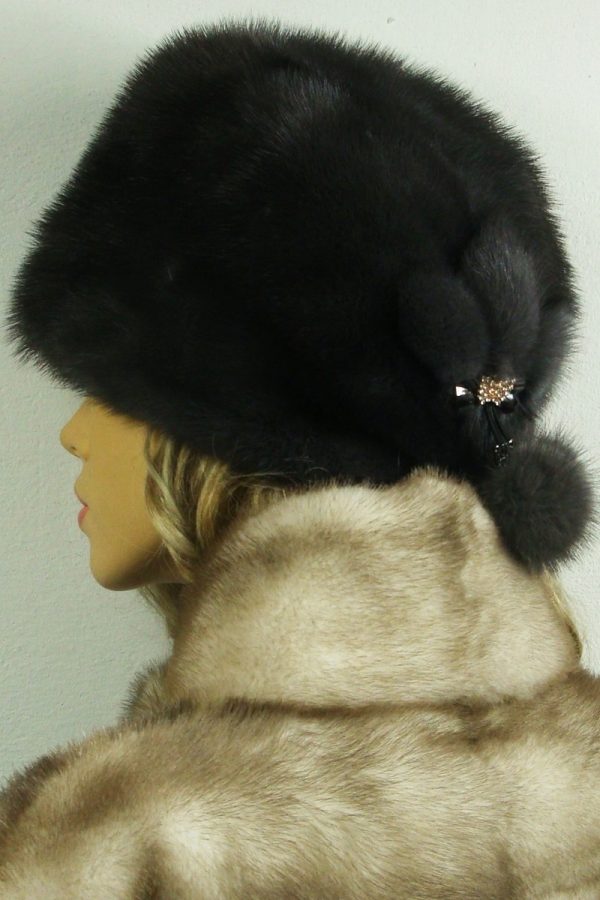 czapka futrzana z norki tył LN23-1